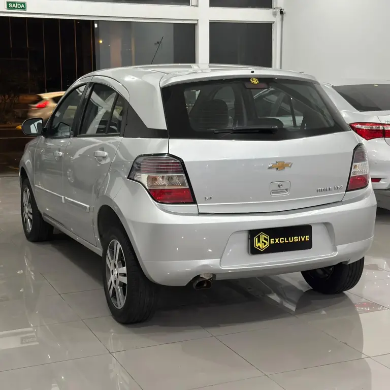 CHEVROLET Agile - Foto