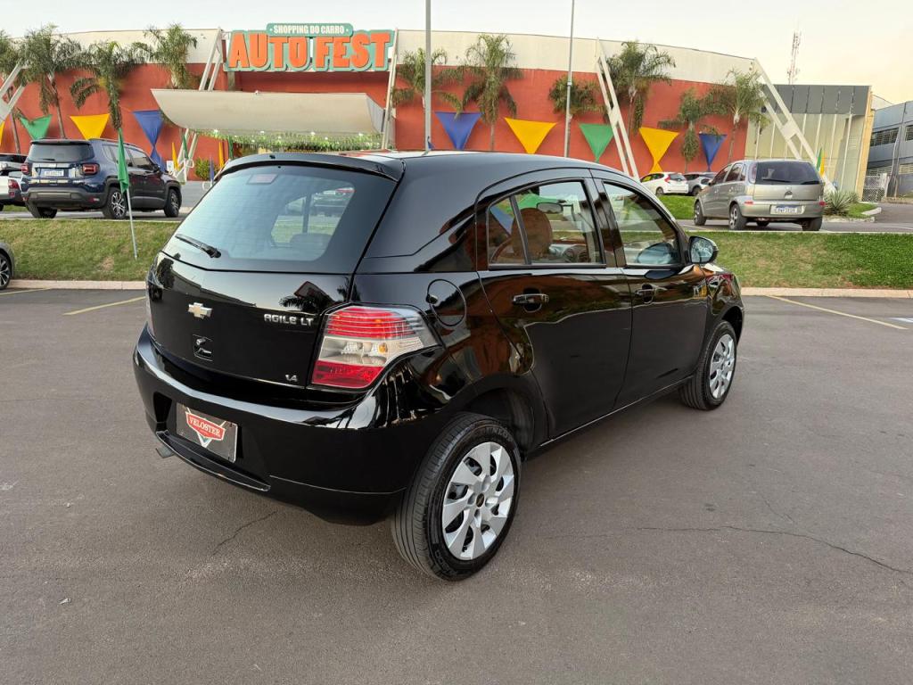 CHEVROLET Agile - Foto
