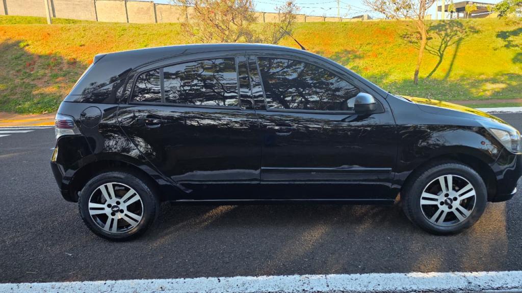 CHEVROLET Agile - Foto