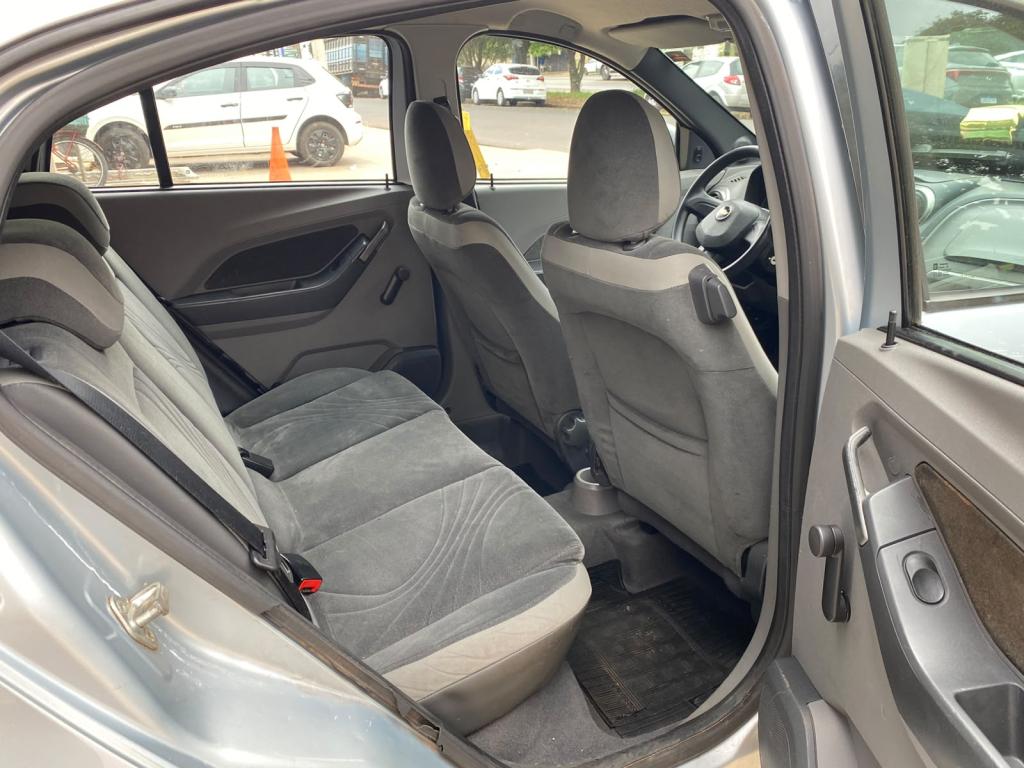 CHEVROLET Agile - Foto