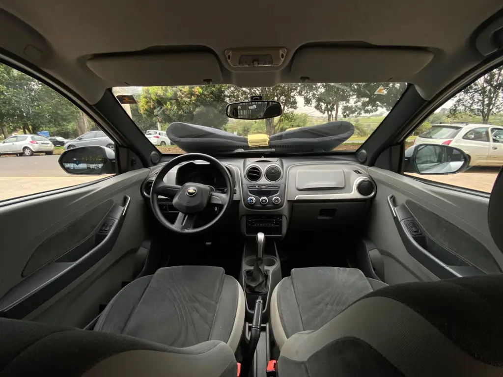 CHEVROLET Agile - Foto