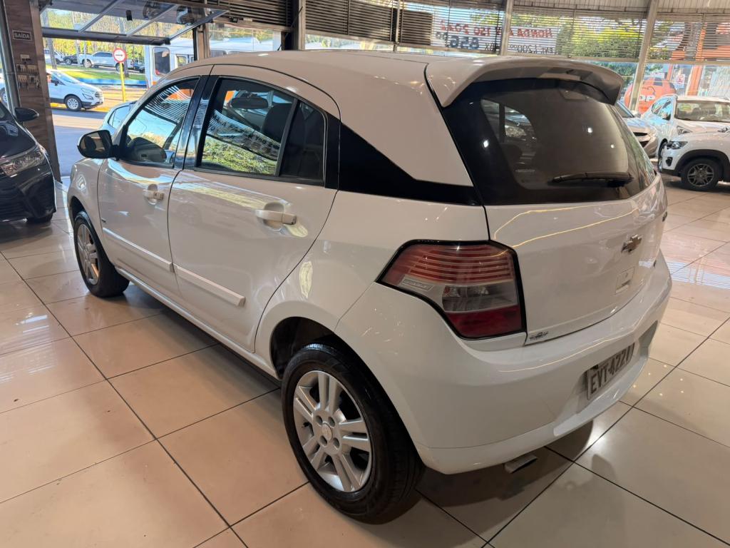CHEVROLET Agile - Foto
