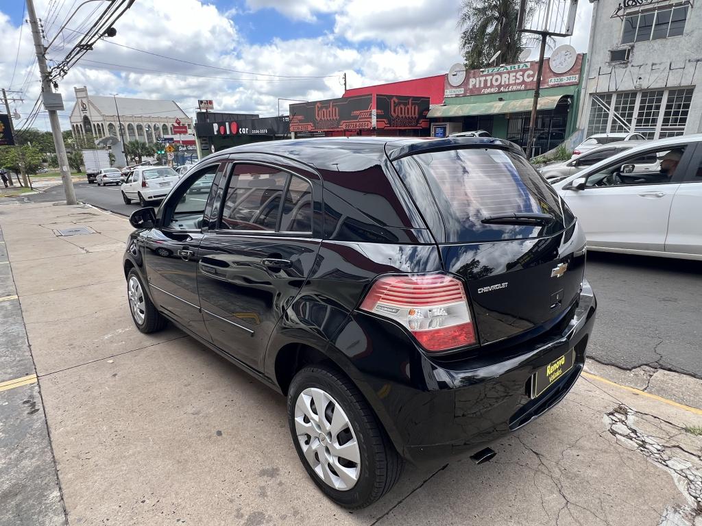 CHEVROLET Agile - Foto