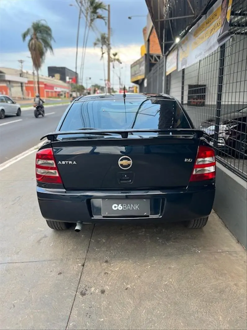 CHEVROLET Astra Hatch - Foto