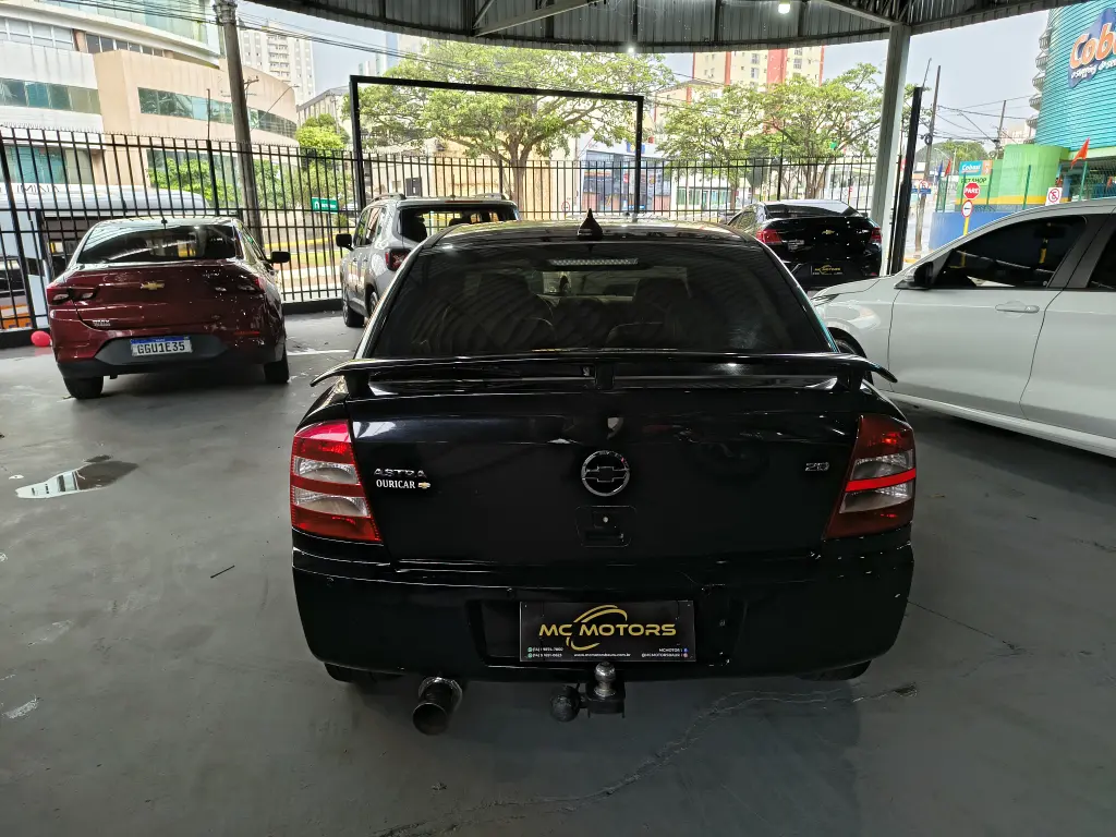 CHEVROLET Astra Hatch - Foto