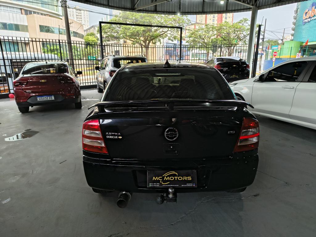 CHEVROLET Astra Hatch - Foto