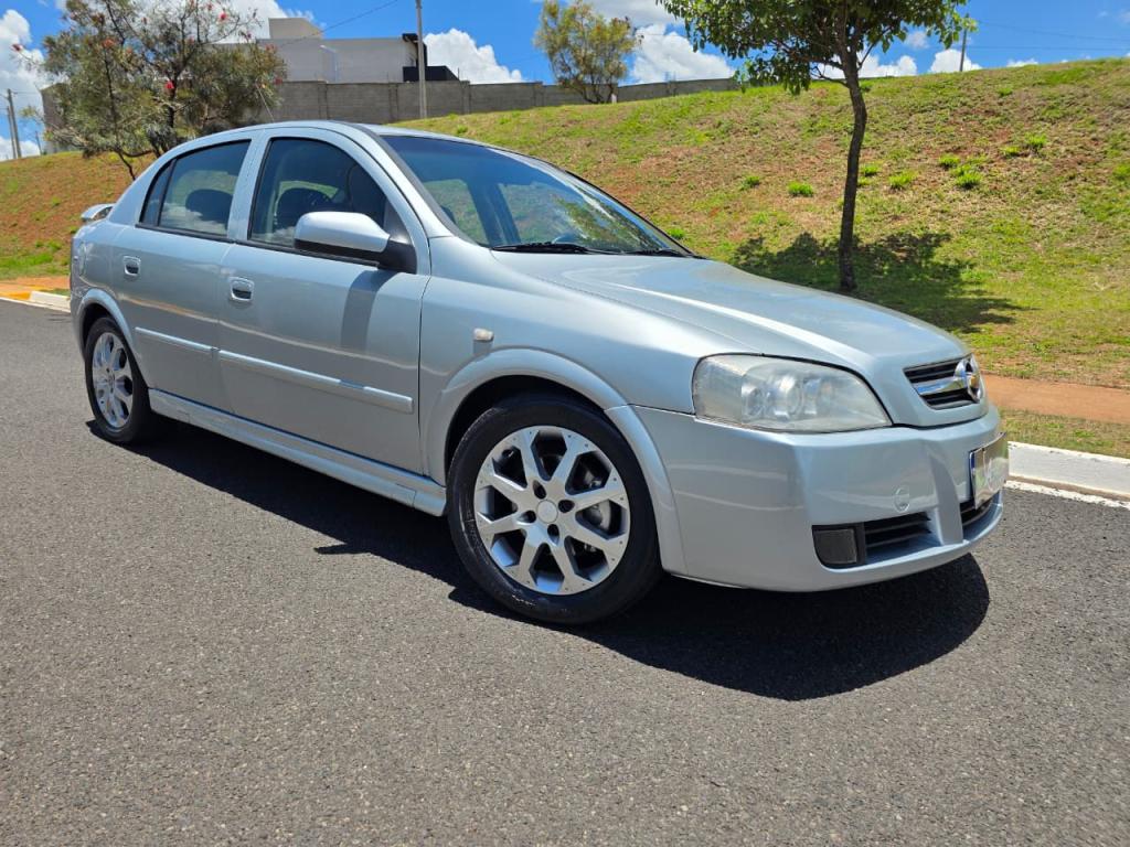 CHEVROLET Astra Hatch