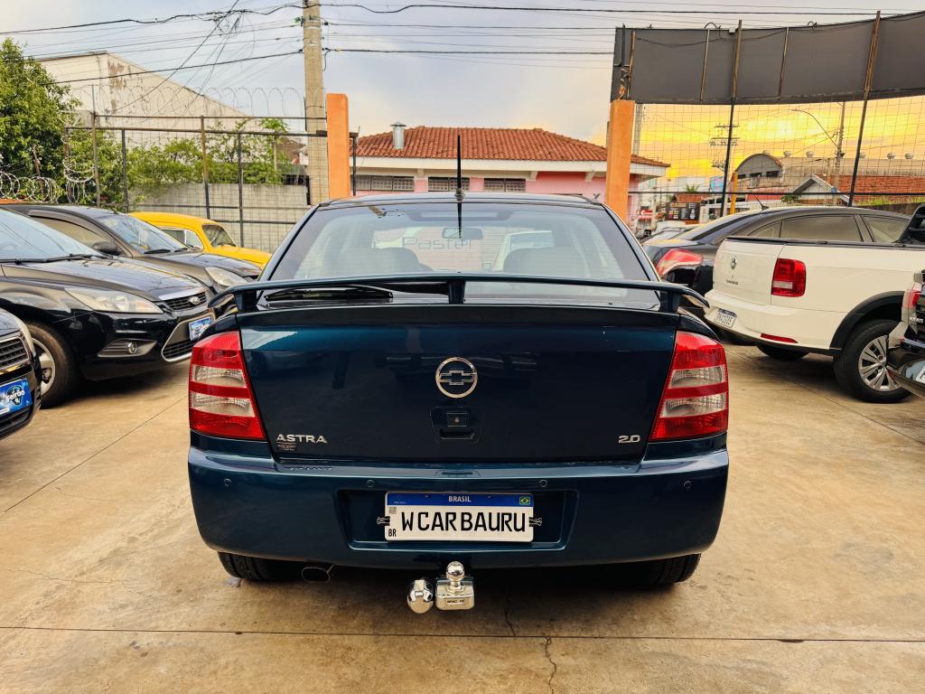 CHEVROLET Astra Hatch - Foto