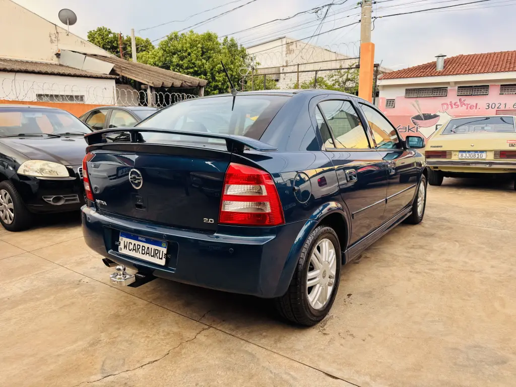 CHEVROLET Astra Hatch - Foto