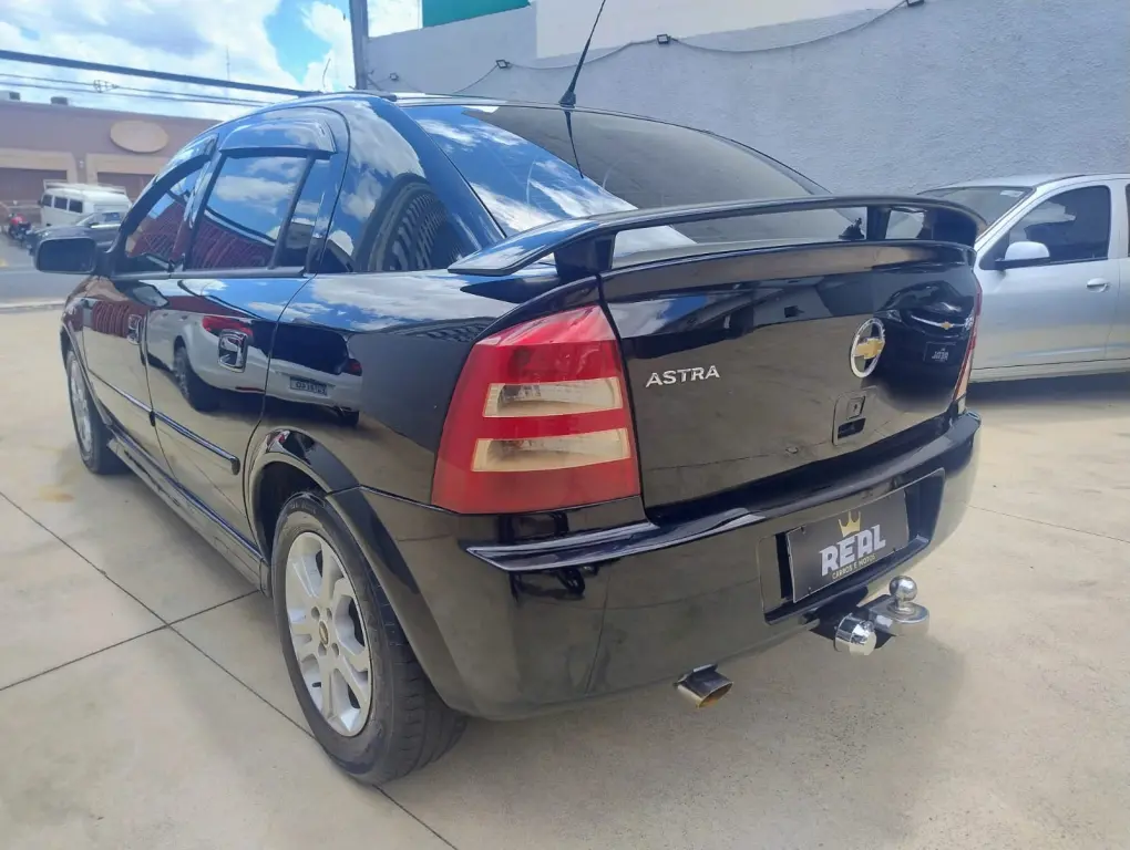 CHEVROLET Astra Hatch - Foto