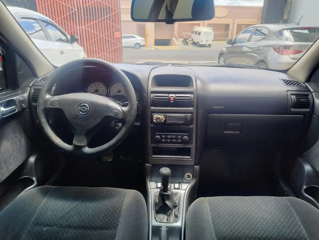 CHEVROLET Astra Hatch - Foto