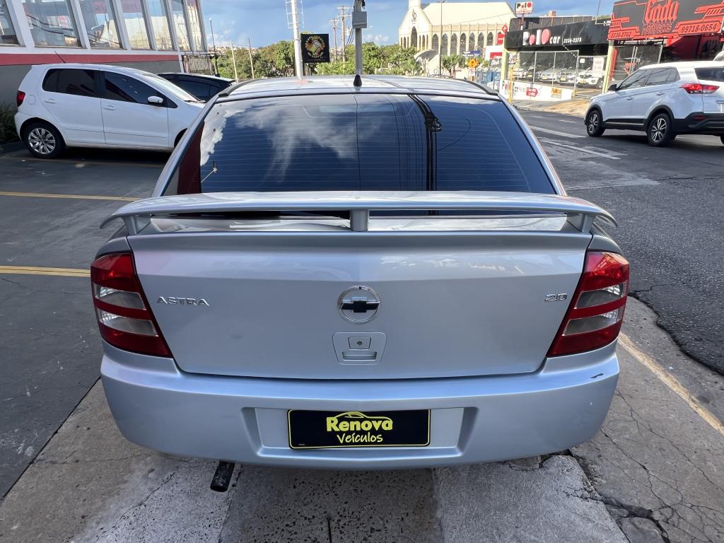 CHEVROLET Astra Hatch - Foto