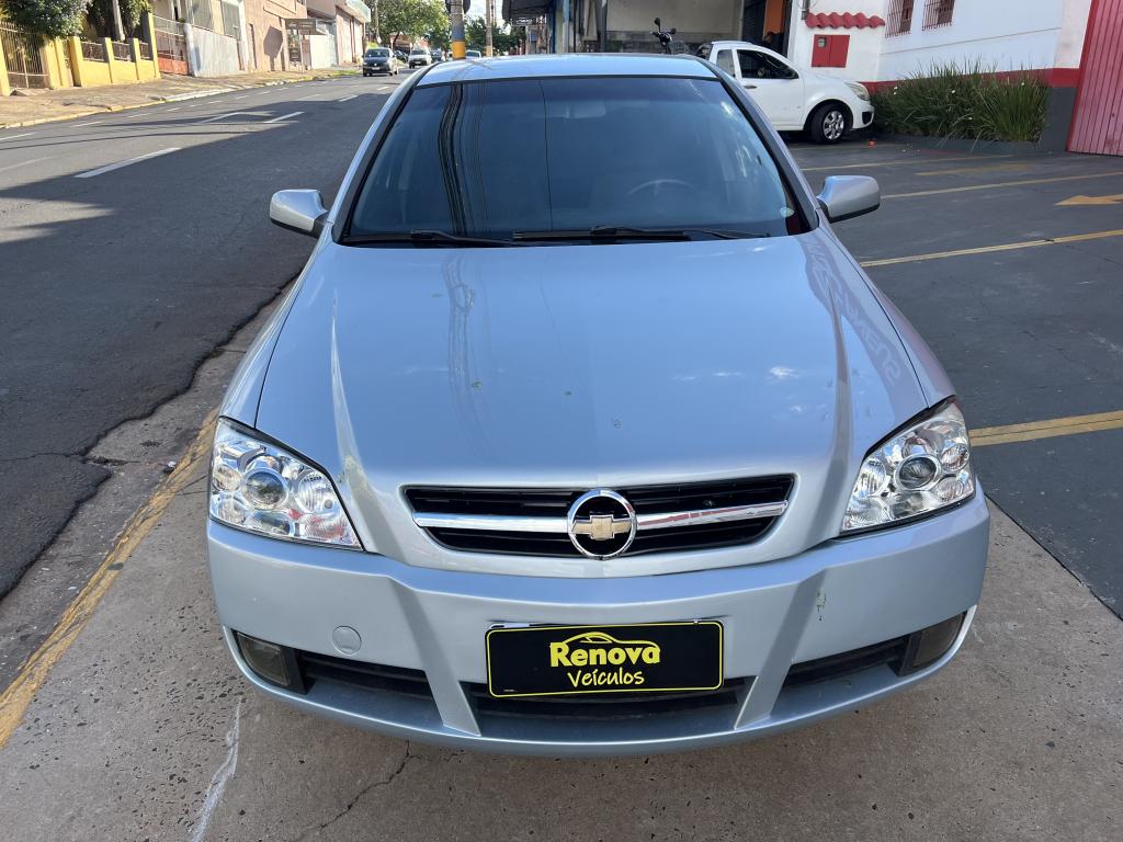 CHEVROLET Astra Hatch - Foto