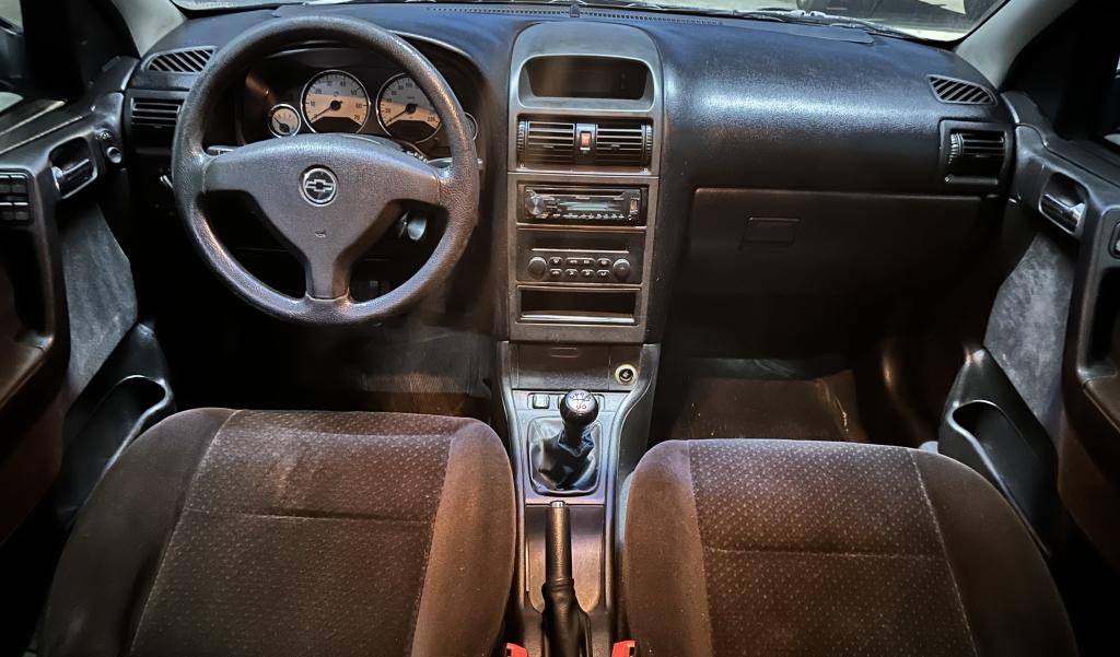 CHEVROLET Astra Hatch - Foto