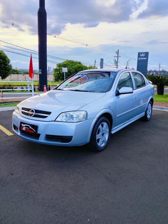 CHEVROLET Astra Hatch - Foto