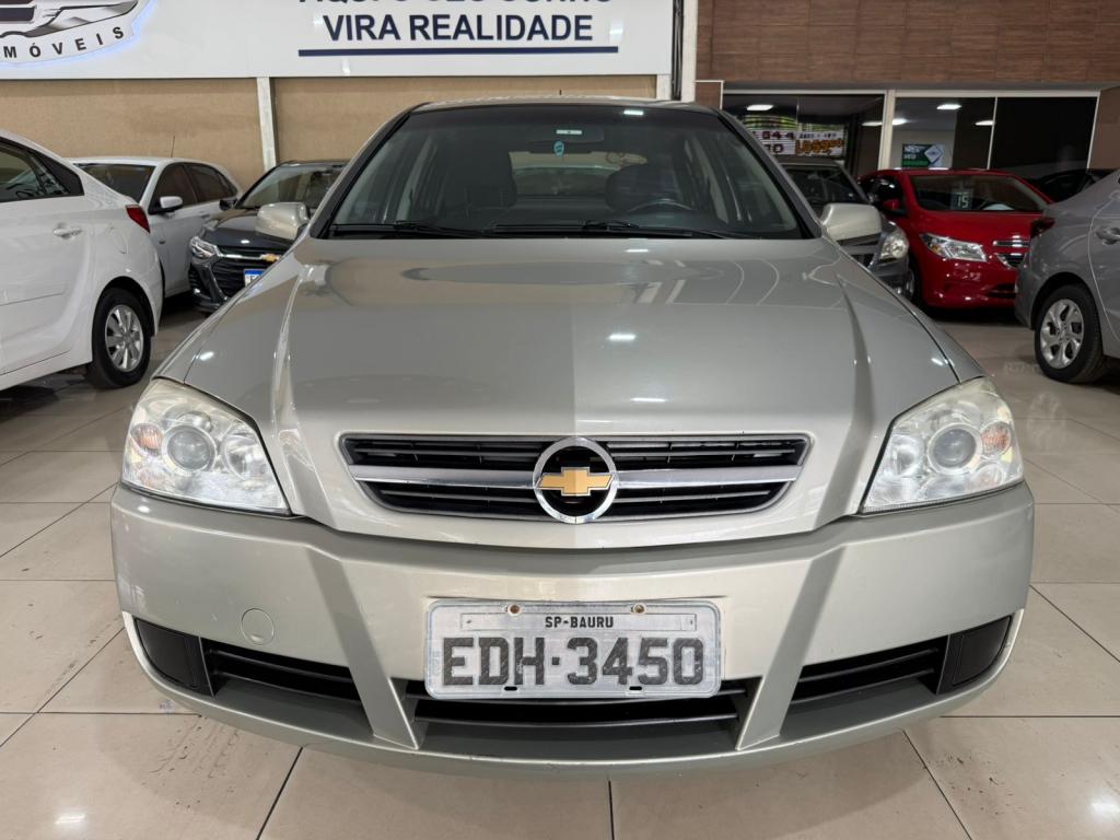 CHEVROLET Astra Hatch - Foto