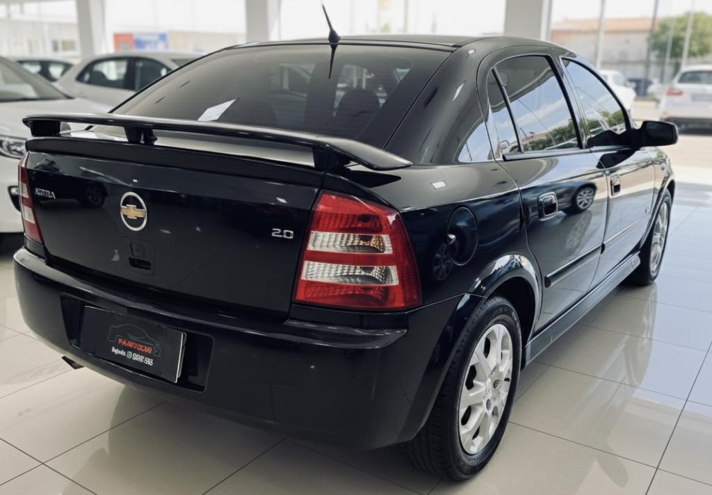 CHEVROLET Astra Hatch - Foto