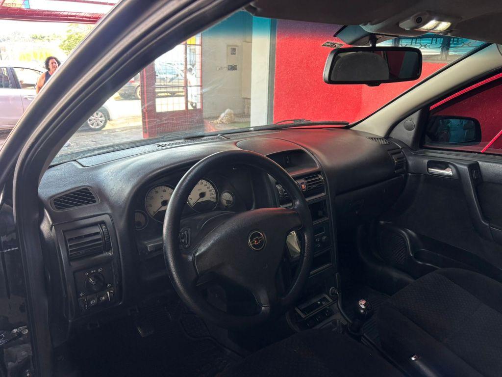 CHEVROLET Astra Hatch - Foto