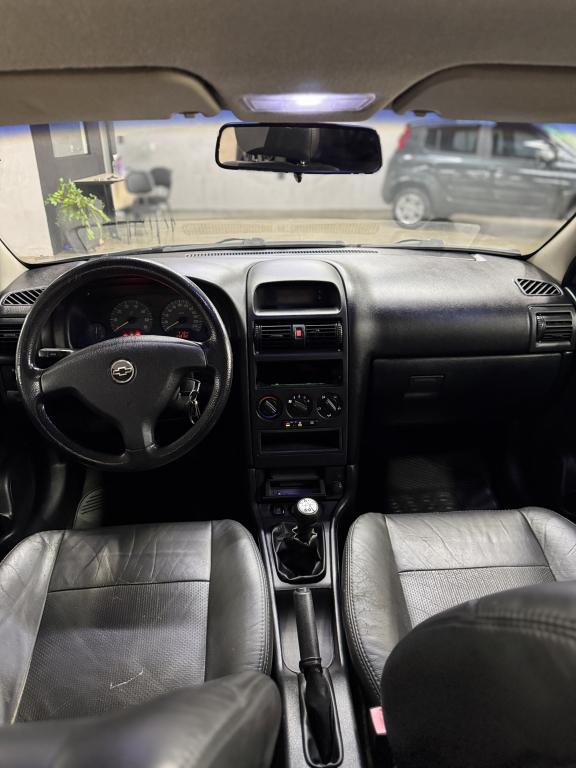 CHEVROLET Astra Hatch - Foto