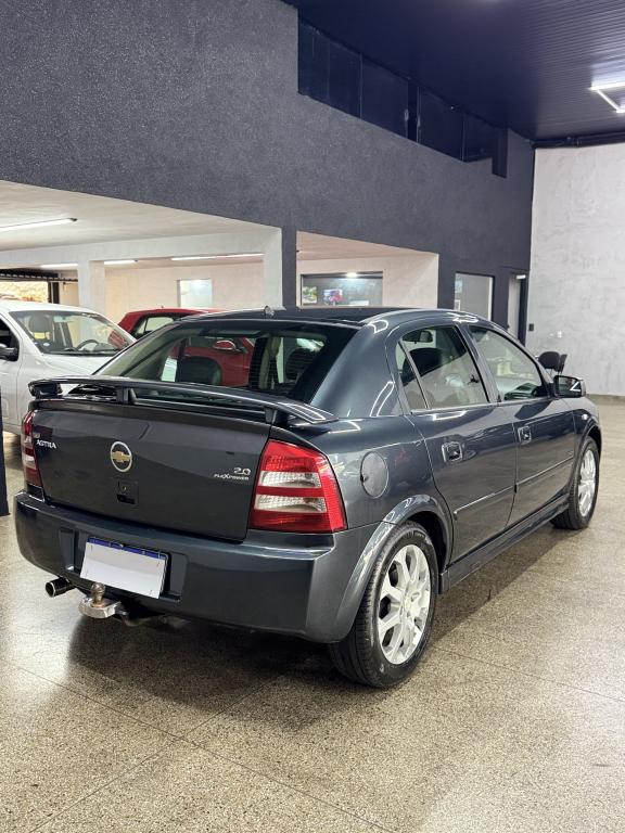 CHEVROLET Astra Hatch - Foto