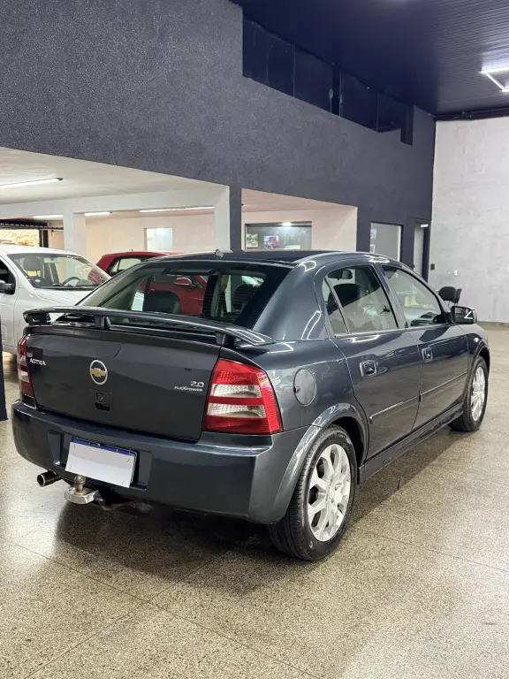 CHEVROLET Astra Hatch - Foto