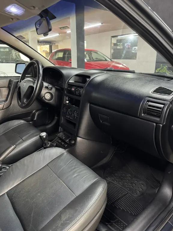 CHEVROLET Astra Hatch - Foto