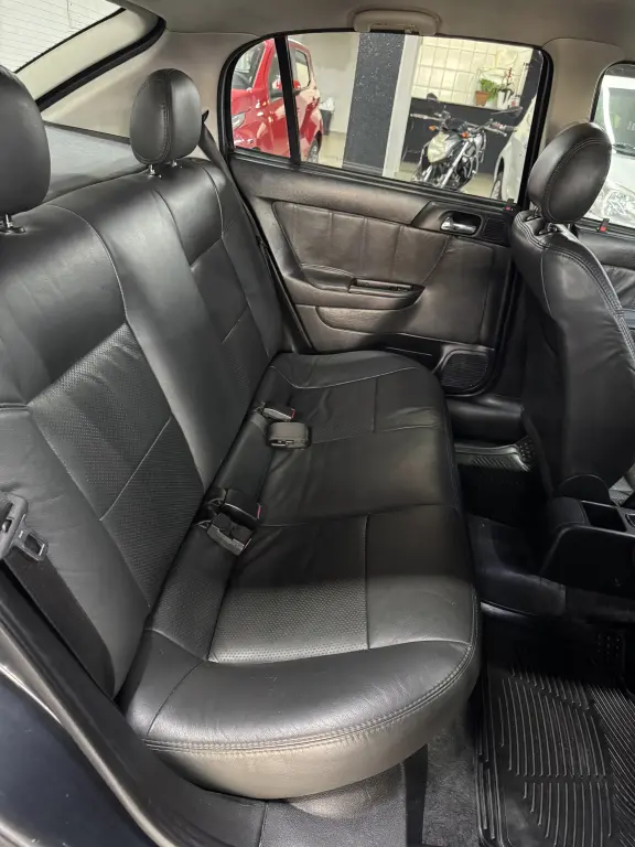 CHEVROLET Astra Hatch - Foto