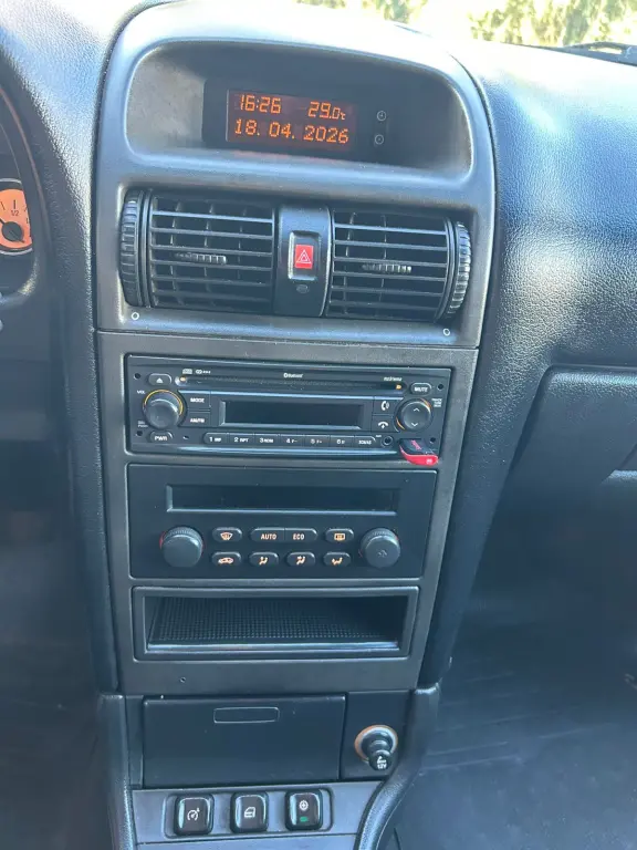 CHEVROLET Astra Hatch - Foto