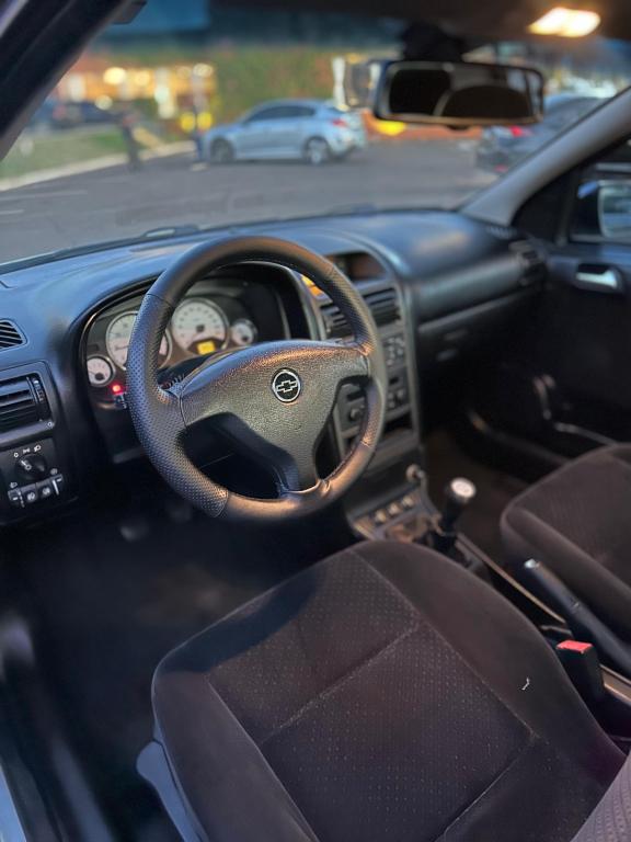 CHEVROLET Astra Hatch - Foto