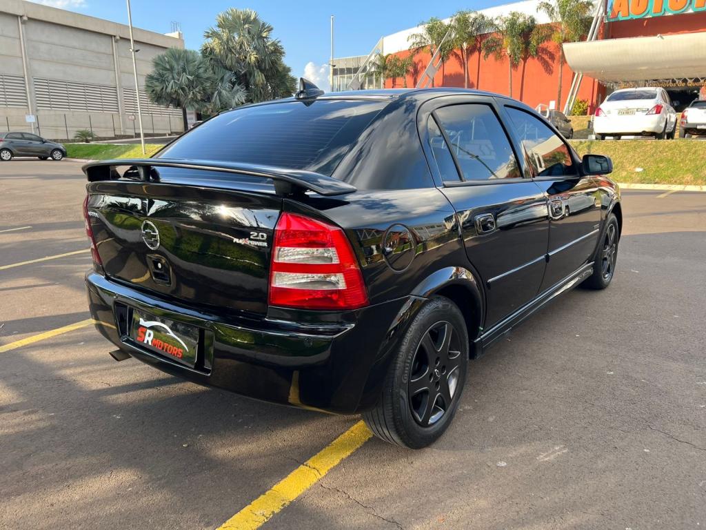 CHEVROLET Astra Hatch - Foto