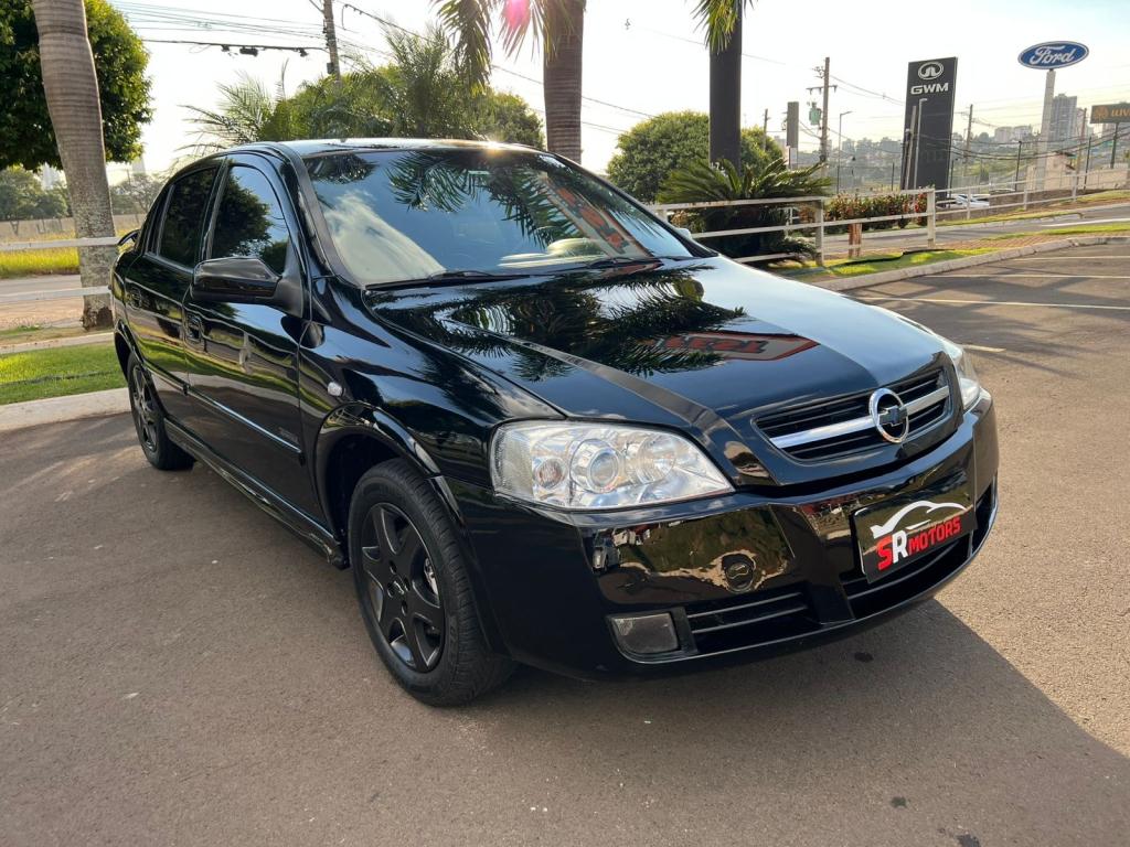 CHEVROLET Astra Hatch - Foto