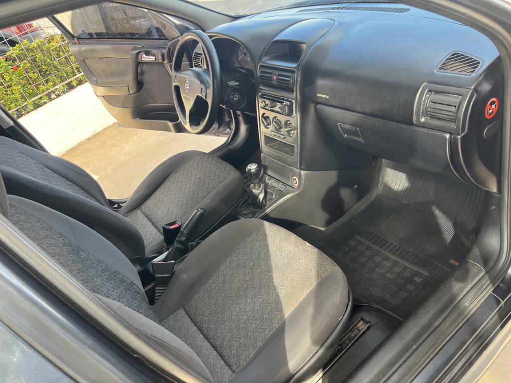 CHEVROLET Astra Hatch - Foto