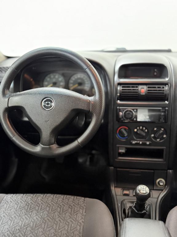 CHEVROLET Astra Hatch - Foto