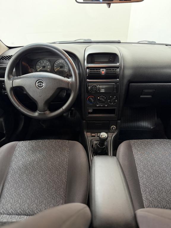 CHEVROLET Astra Hatch - Foto