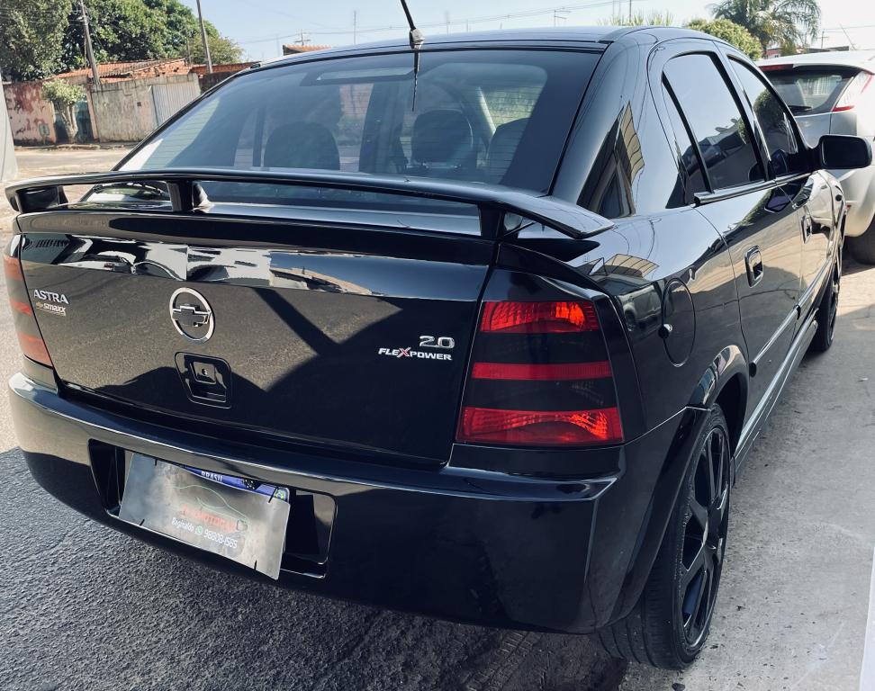 CHEVROLET Astra Hatch - Foto