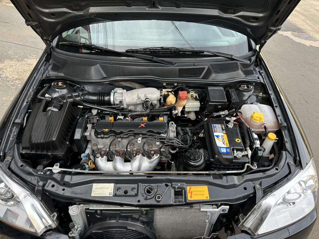 CHEVROLET Astra Hatch - Foto