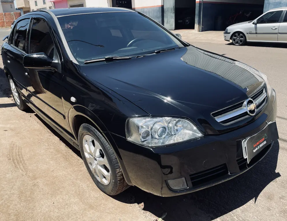 CHEVROLET Astra Hatch - Foto