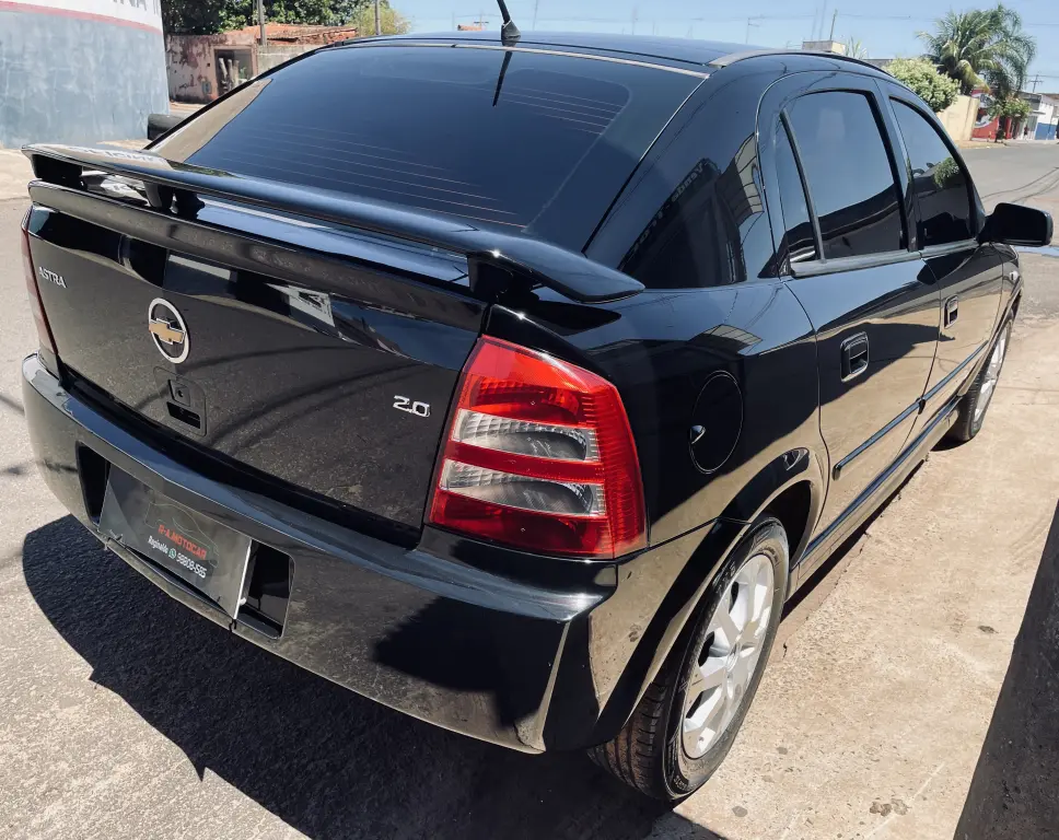 CHEVROLET Astra Hatch - Foto