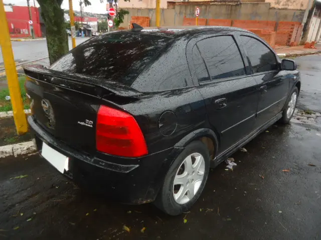 CHEVROLET Astra Hatch - Foto
