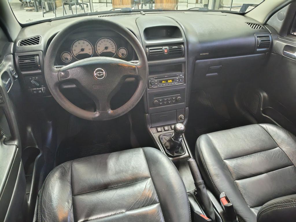CHEVROLET Astra Hatch - Foto