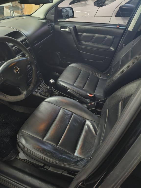 CHEVROLET Astra Hatch - Foto