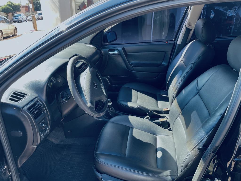 CHEVROLET Astra Hatch - Foto