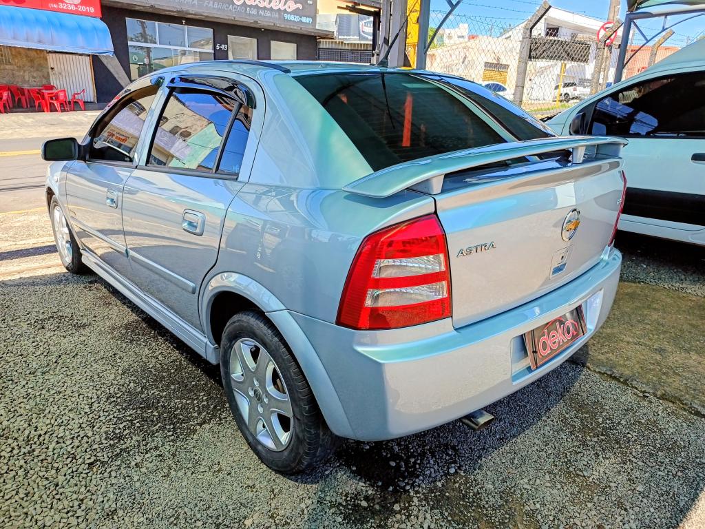 CHEVROLET Astra Hatch - Foto