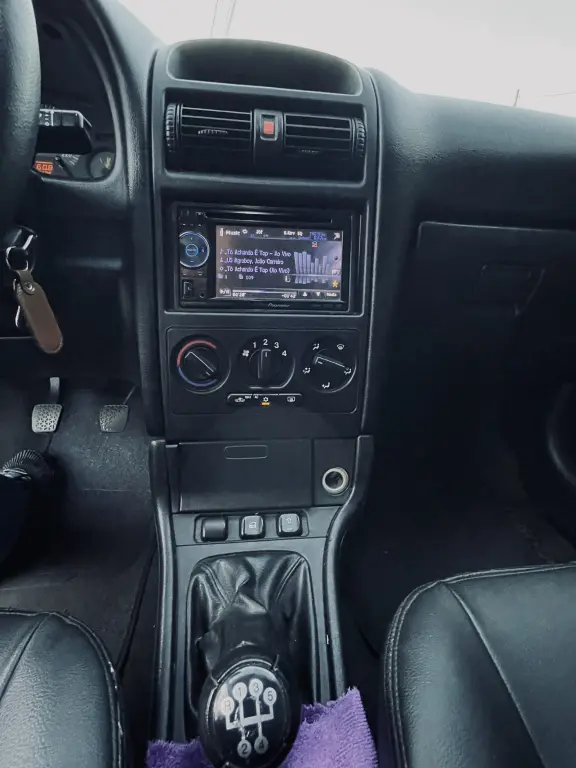 CHEVROLET Astra Hatch - Foto