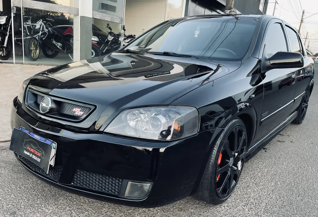 CHEVROLET Astra Hatch - Foto