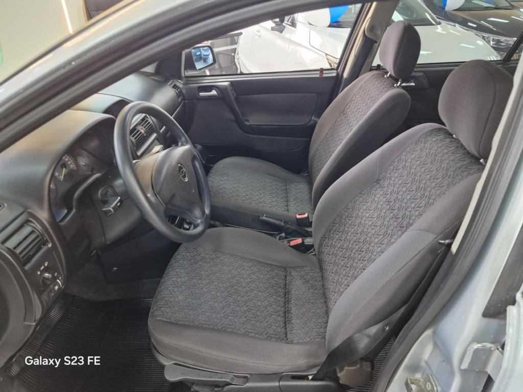 CHEVROLET Astra Hatch - Foto