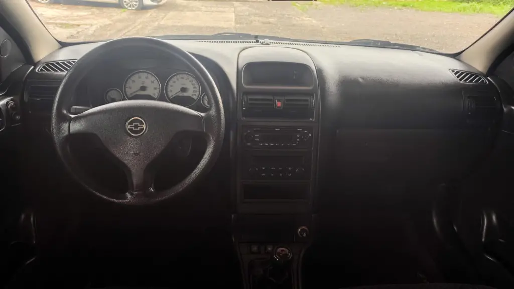 CHEVROLET Astra Hatch - Foto
