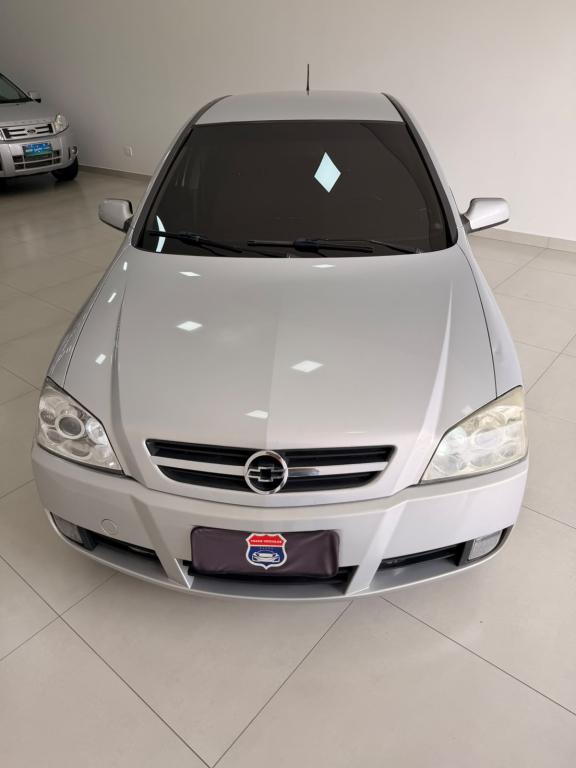 CHEVROLET Astra Hatch - Foto