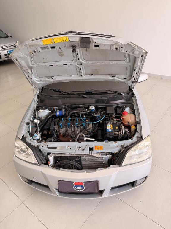 CHEVROLET Astra Hatch - Foto