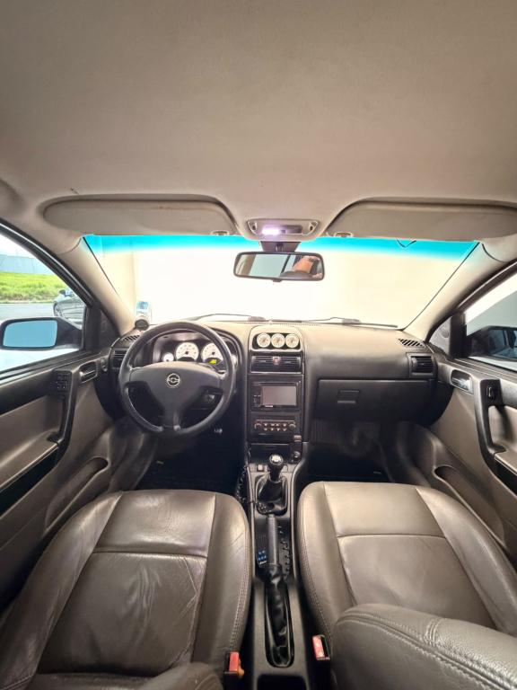 CHEVROLET Astra Hatch - Foto